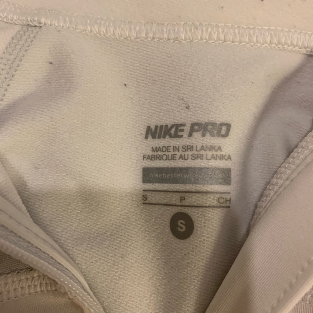 Nike pro jacket - Picture 3 of 3